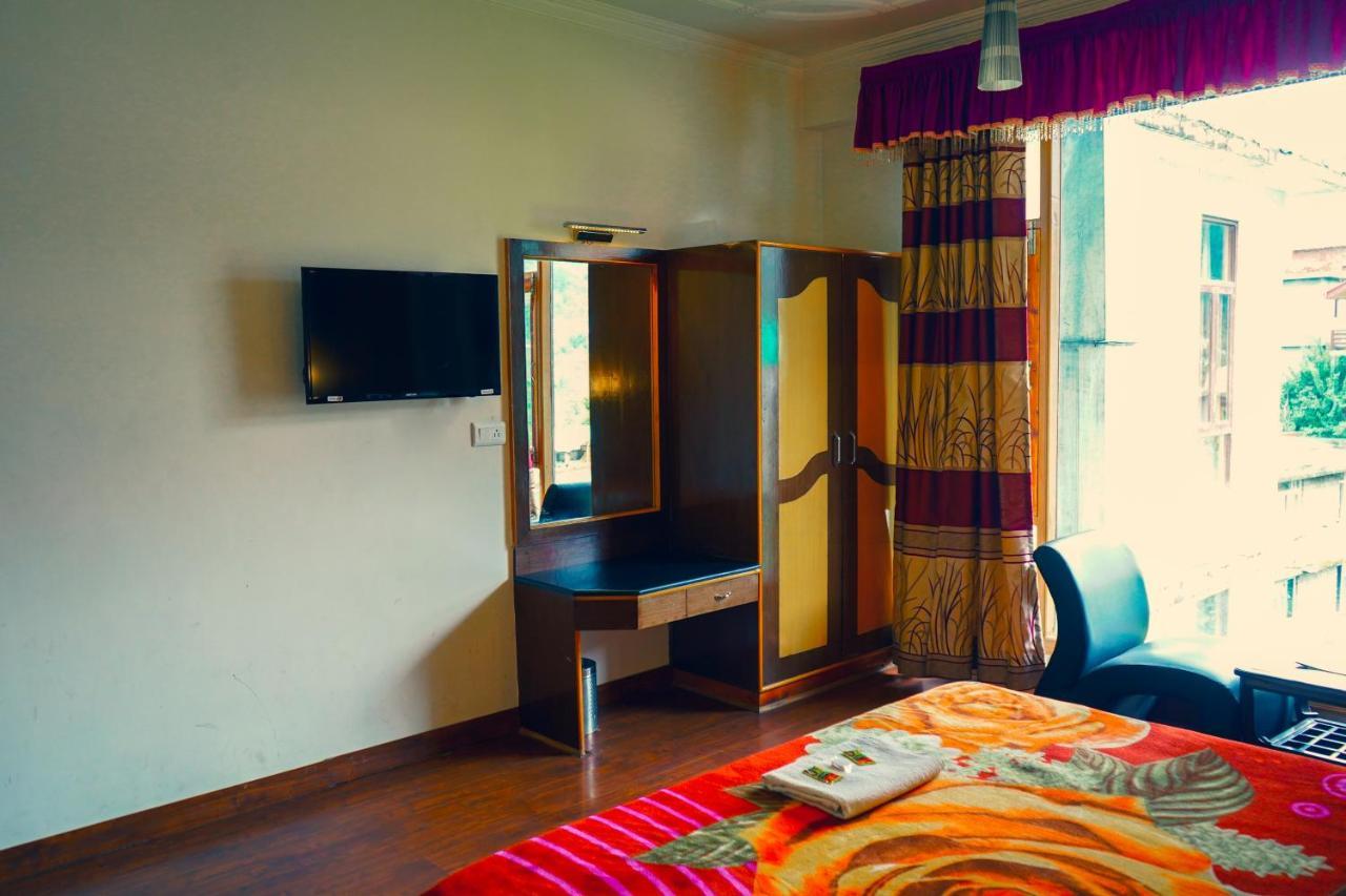 Hotel Akash Regency Manāli Exterior foto